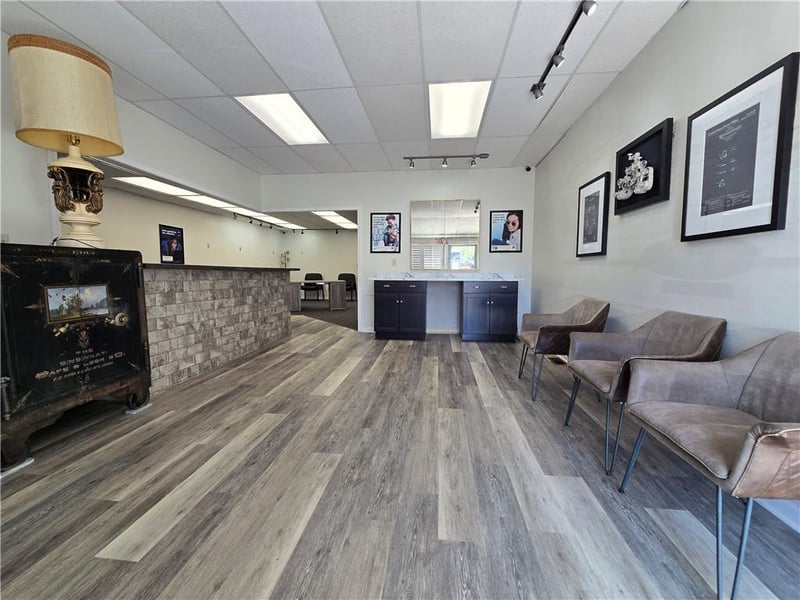 727 Commercial St, Atchison, KS 66002
