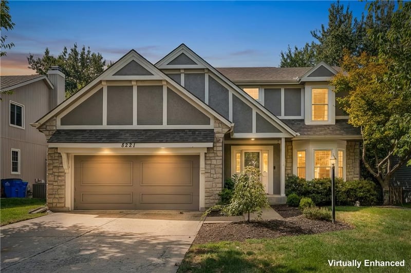 8221 W 152nd Ter, Overland Park, KS 66223