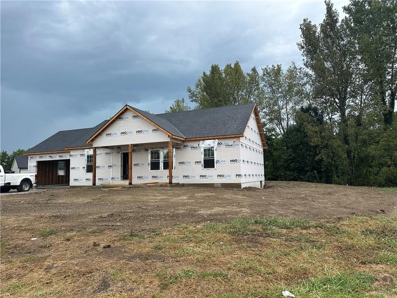 1412 N Thornton St, Richmond, MO 64085