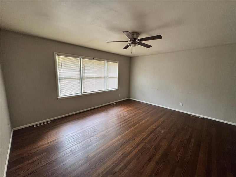 7804 E 92nd Ter, Kansas City, MO 64138