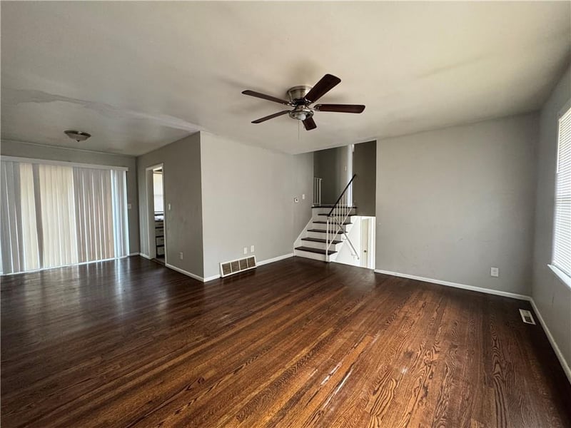 7804 E 92nd Ter, Kansas City, MO 64138