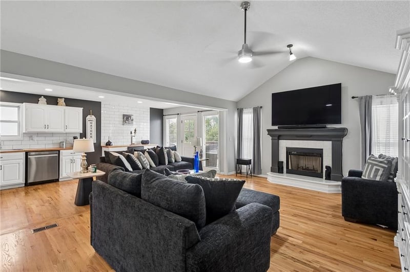 8501 NE 108th Ter, Kansas City, MO 64157