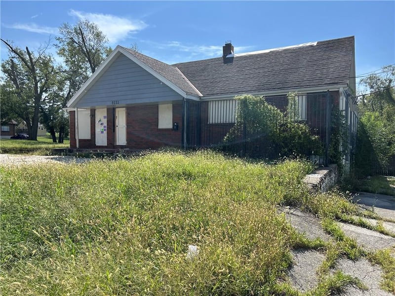 6111 Leavenworth Rd, Kansas City, KS 66104