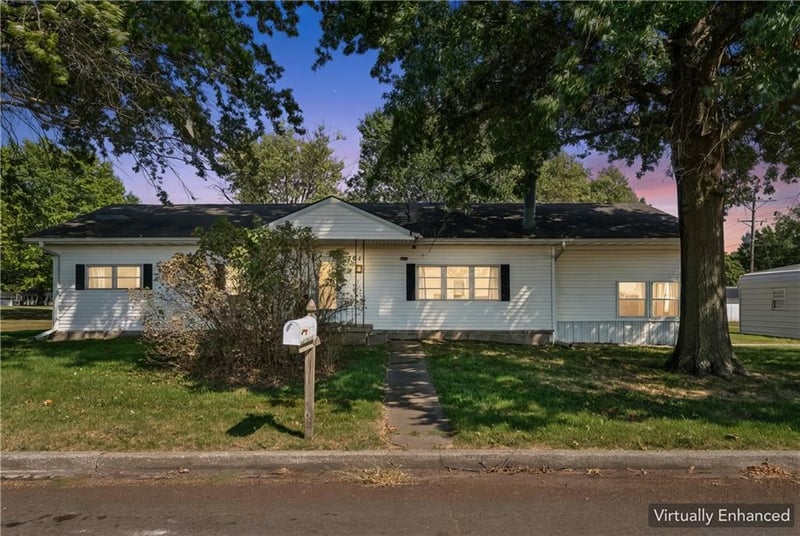 701 S Fredrick St, Concordia, MO 64020