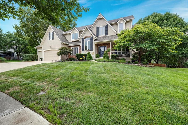 12813 W 129th St, Overland Park, KS 66213