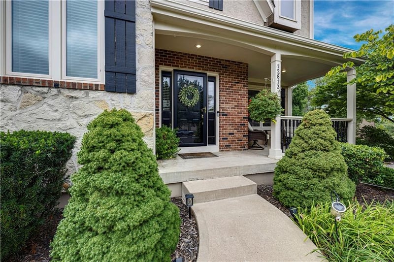 12813 W 129th St, Overland Park, KS 66213