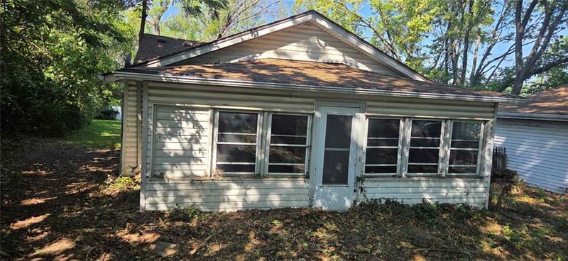 4331 NE Kelsey Rd, Kansas City, MO 64116