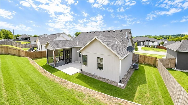 1710 E 127th Ter, Kansas City, MO 64145