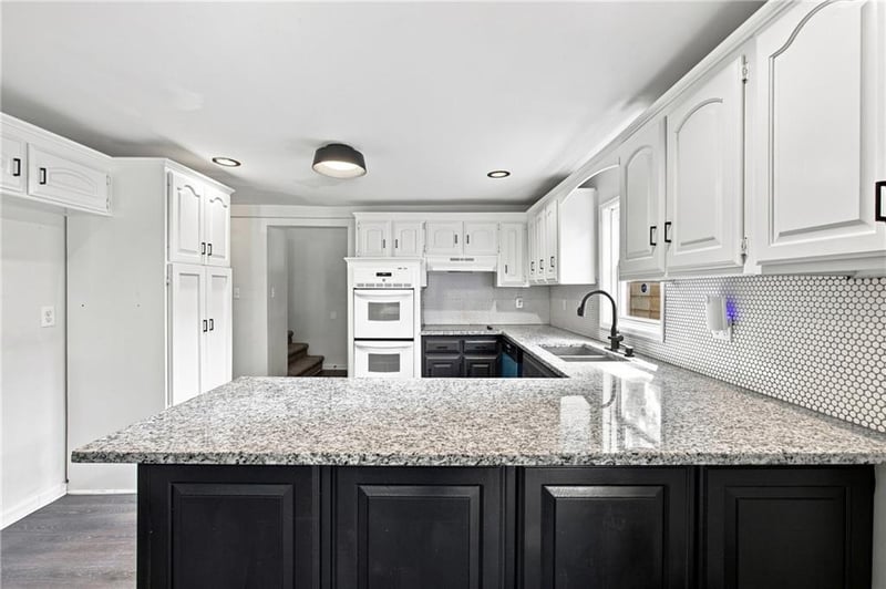 113 Topping Ave, Kansas City, MO 64123
