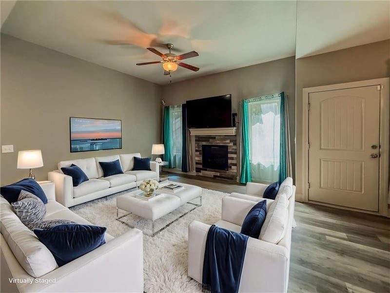 19557 E 14th N St, Independence, MO 64056