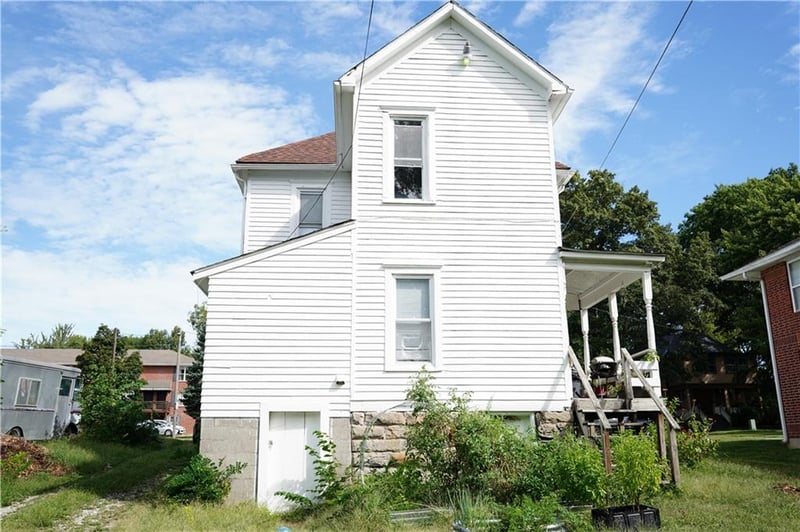 414 Broad St, Warrensburg, MO 64093