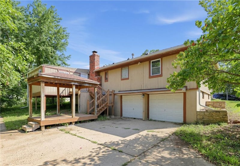 9816 Bellaire St, Kansas City, MO 64134