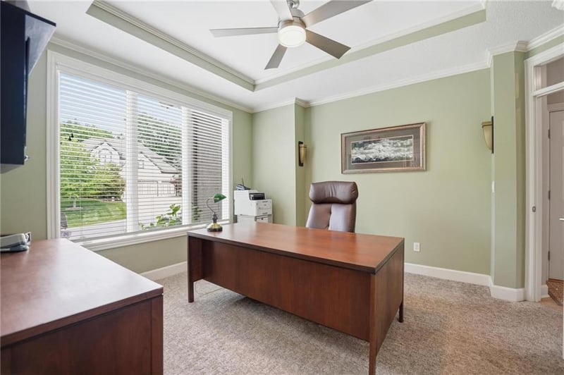 20733 W 92nd St, Lenexa, KS 66220