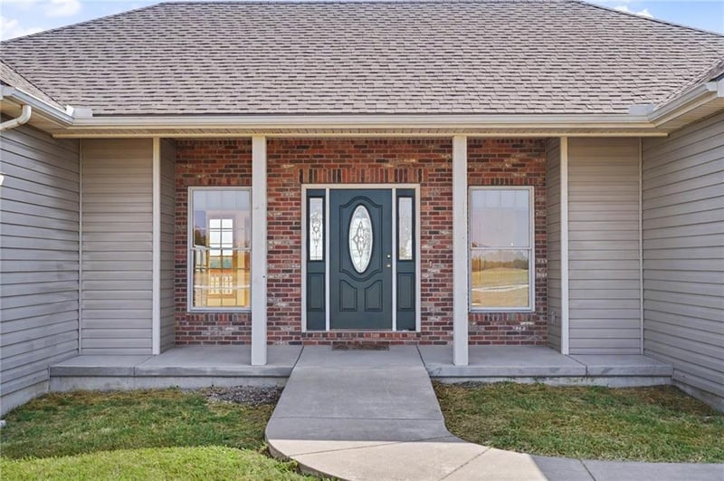 68 E 1100 Rd, Baldwin City, KS 66006