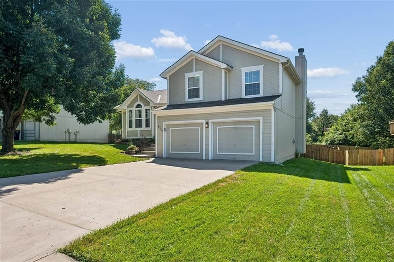 819 NE 116th Ter, Kansas City, MO 64155