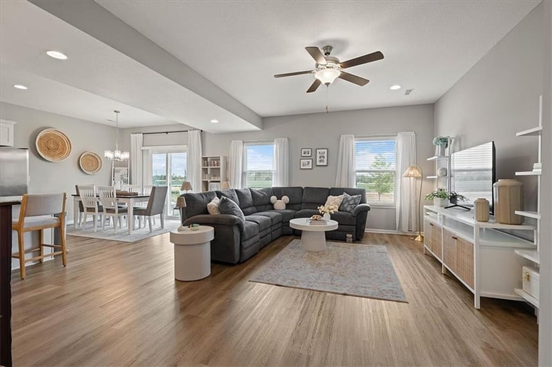 9107 SW 2nd St, Blue Springs, MO 64064