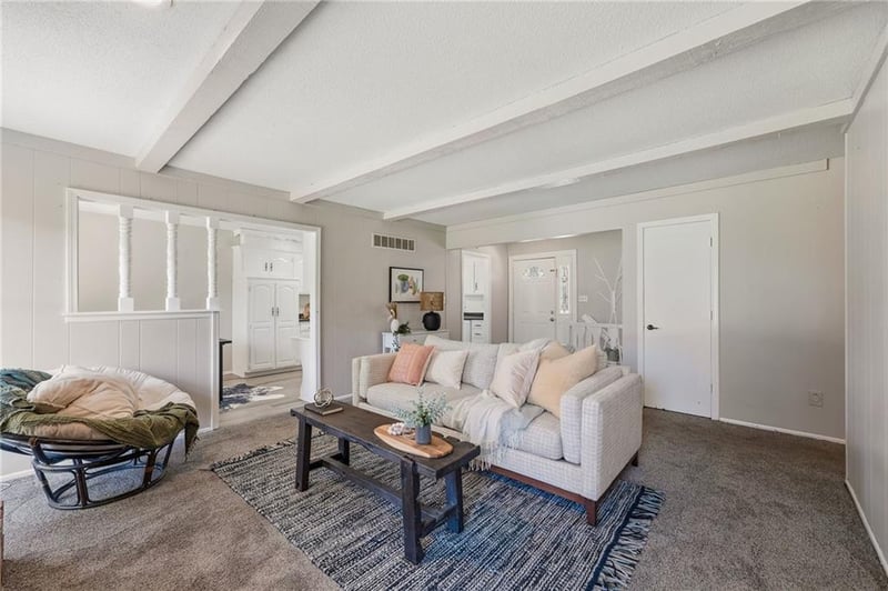 13308 Manchester Ave, Grandview, MO 64030