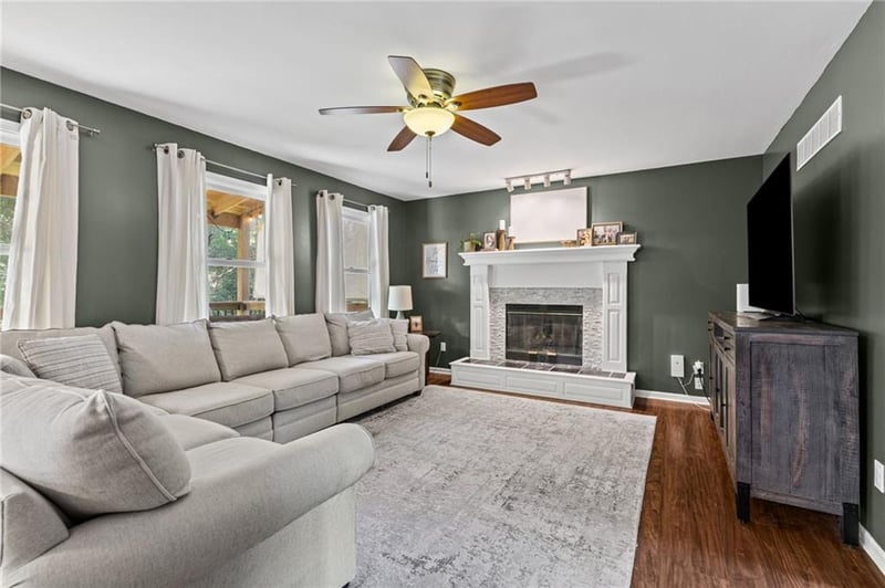 14921 W 124 Ter, Olathe, KS 66062