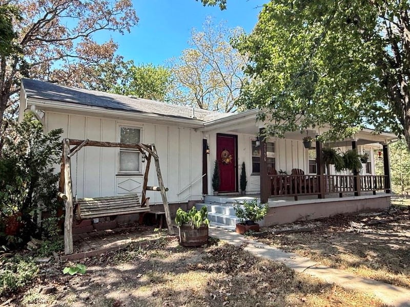 2096 S 2500 Rd, Schell City, MO 64783