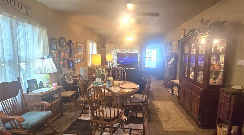 903 E 10th St, Pittsburg, KS 66762