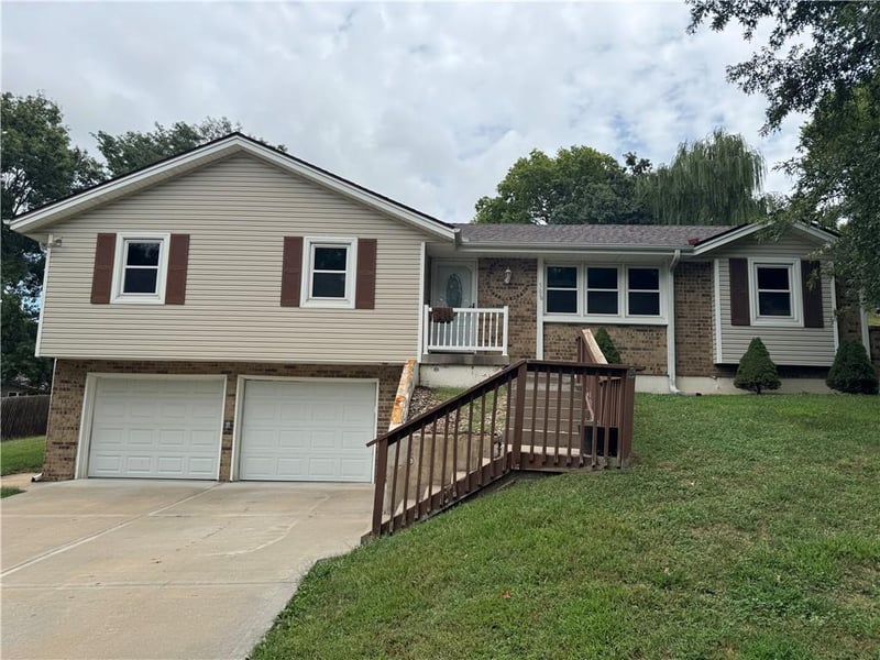 508 Wells Rd, Platte City, MO 64079