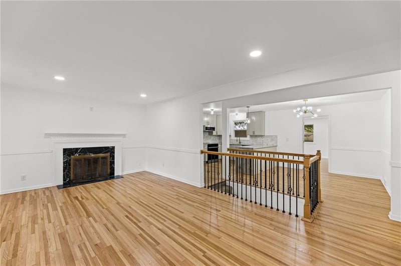 4916 W 57th Ter, Roeland Park, KS 66205