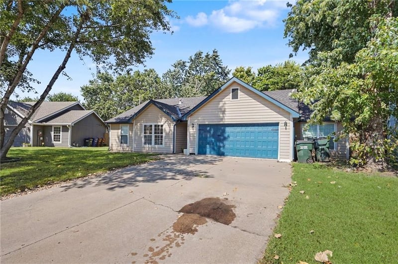 3424 Chance Ln, Lawrence, KS 66047