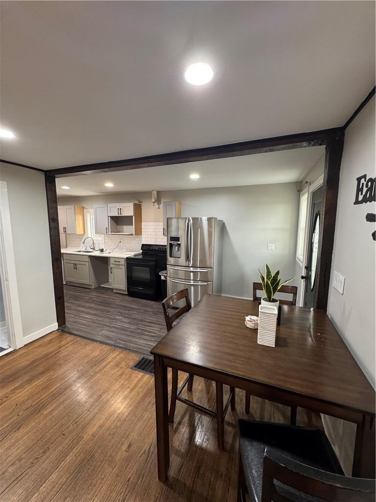 105 City Park Dr, Kansas City, KS 66102