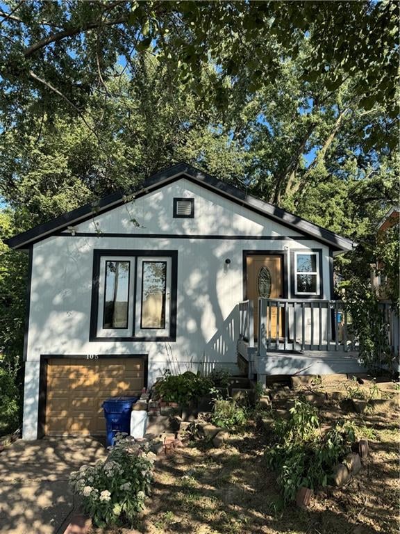 105 City Park Dr, Kansas City, KS 66102