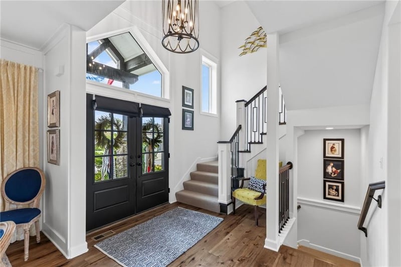 14670 Thousand Oaks Pl, Parkville, MO 64152