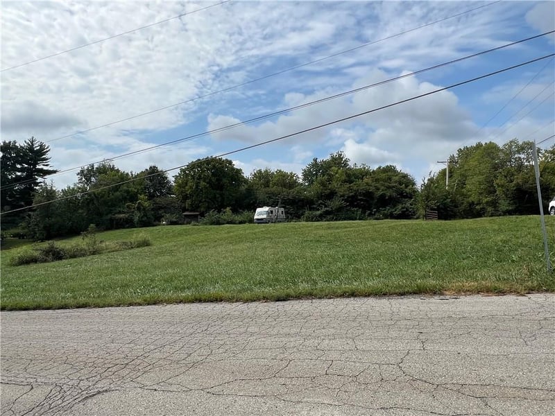 4709 Sortor Dr, Kansas City, KS 66104