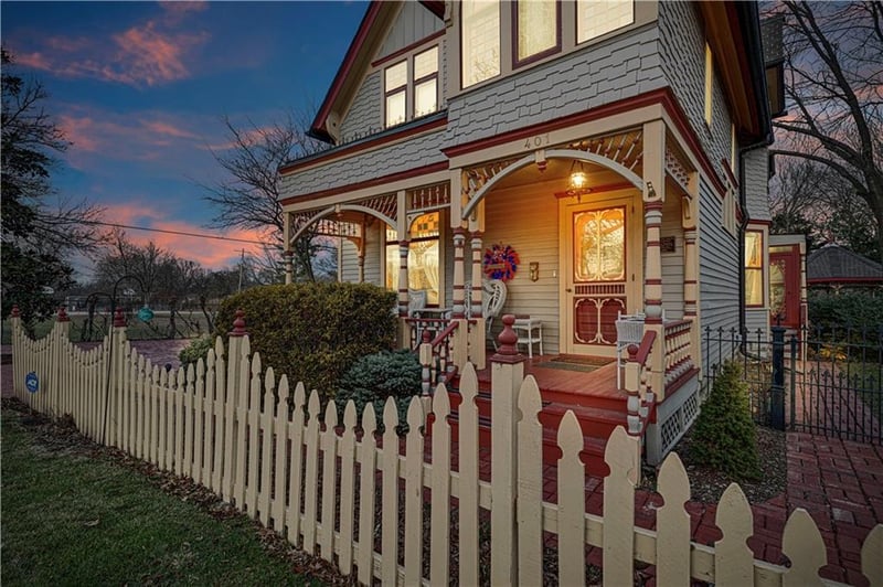401 S Harrison St, Olathe, KS 66061