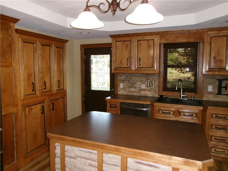 19164 258th Rd, Atchison, KS 66002