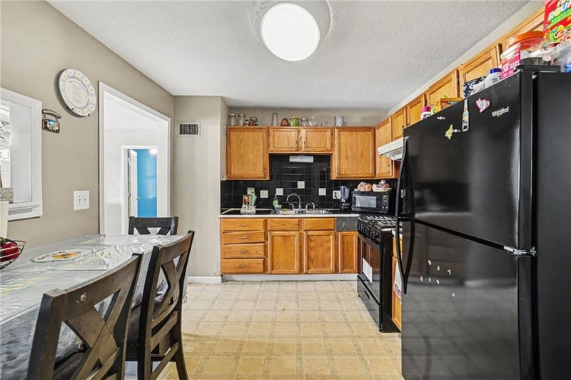4522 Walker Ave, Kansas City, KS 66102