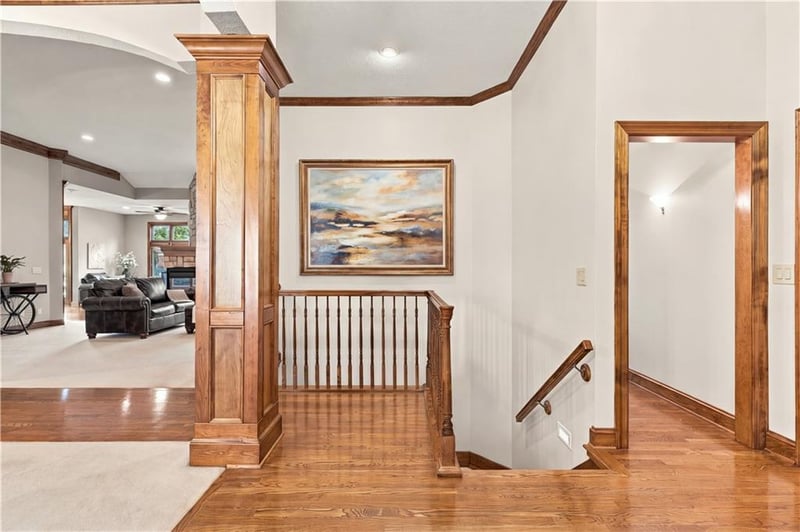 8615 NW Baker Road Cir, Kansas City, MO 64153