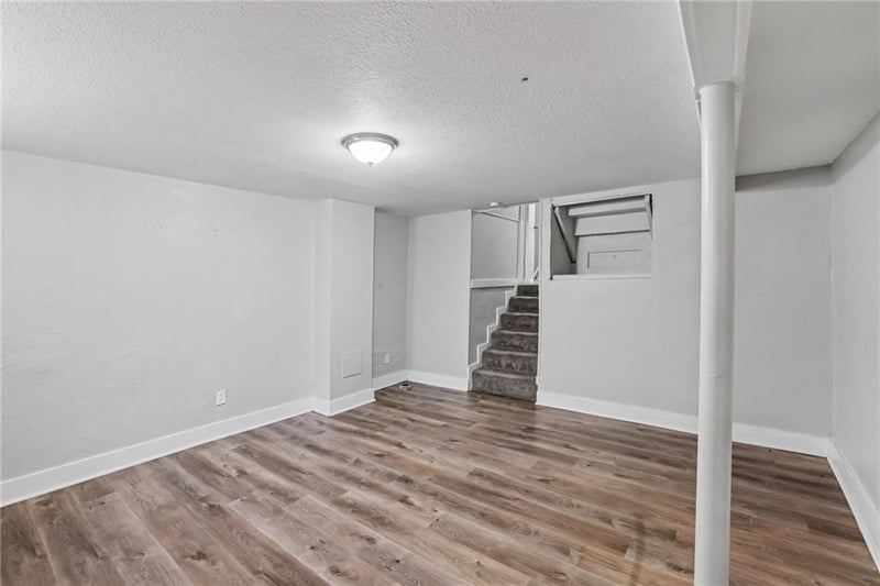 8311 E 110th St, Kansas City, MO 64134
