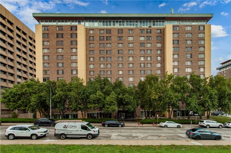 600 E 8th St #9S, Kansas City, MO 64106