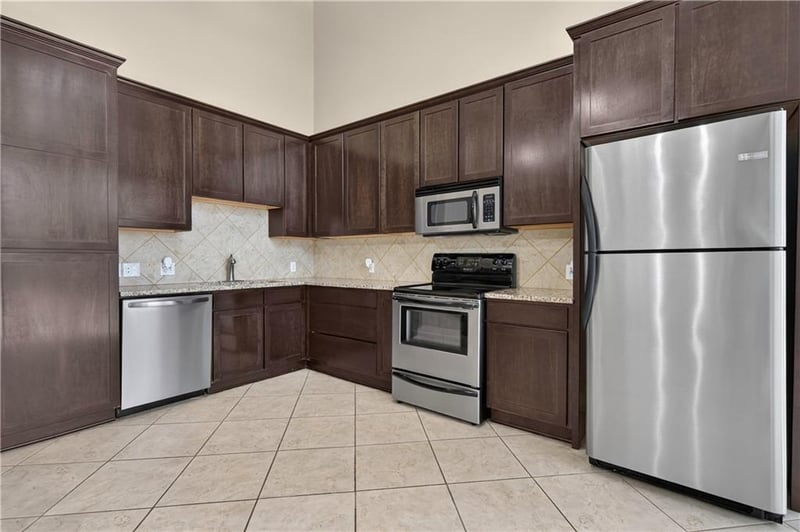 600 Admiral Blvd #405, Kansas City, MO 64106