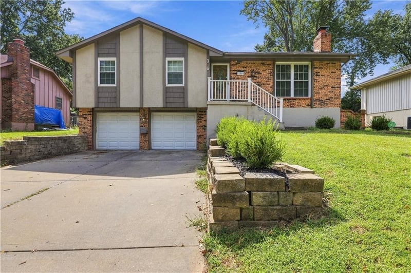 18909 E 30th Ter, Independence, MO 64057