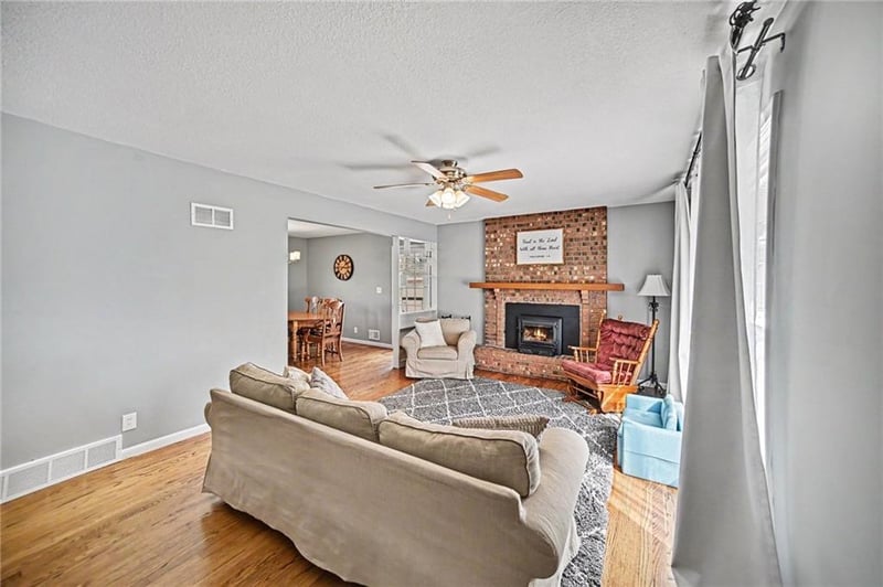 18104 E 27th Ter S, Independence, MO 64057