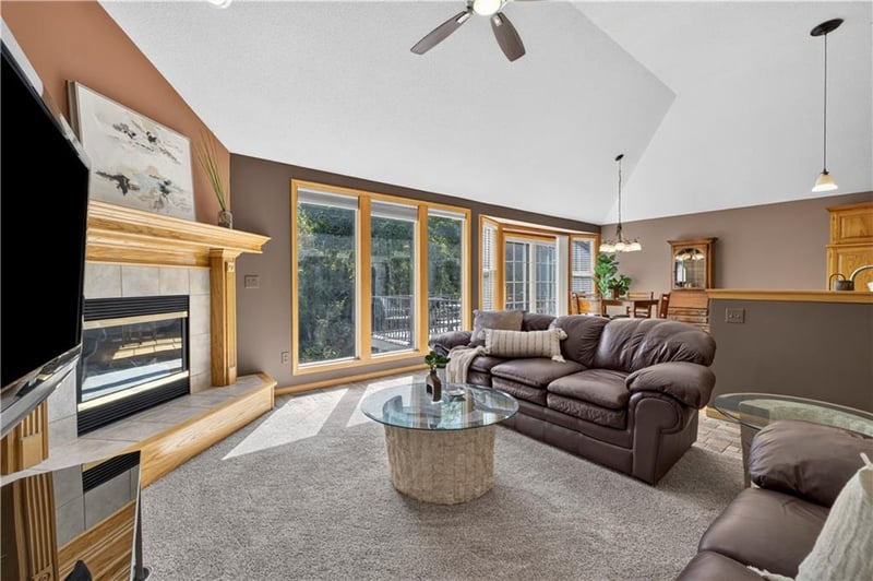 2704 NW Mill Dr, Blue Springs, MO 64015