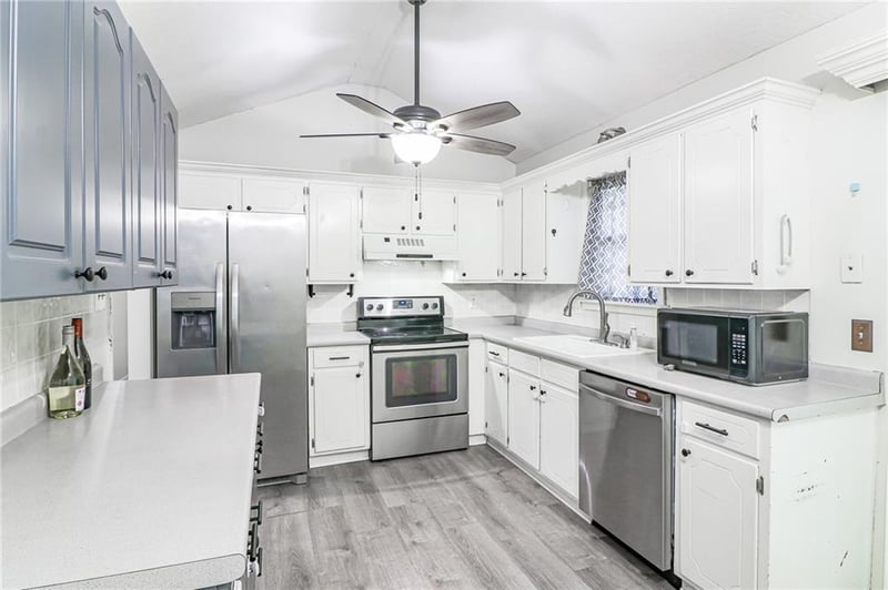 1315 SE Alice St, Blue Springs, MO 64014