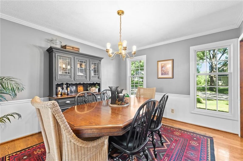 12846 Sagamore Rd, Leawood, KS 66209