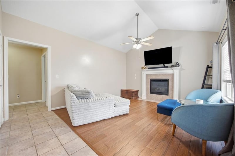 3514 Fieldstone Ct, Lawrence, KS 66049