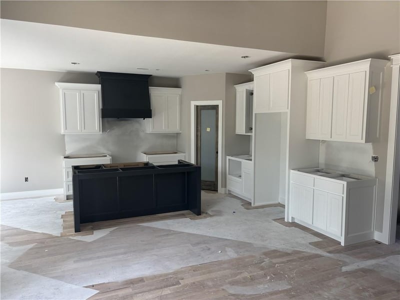 20051 W 226th Ter, Spring Hill, KS 66083