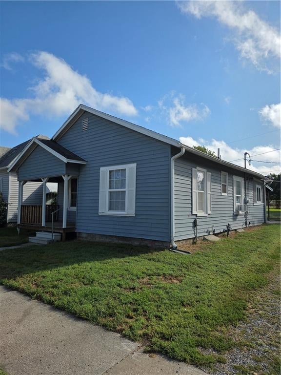6309 Carnegie St, St Joseph, MO 64504