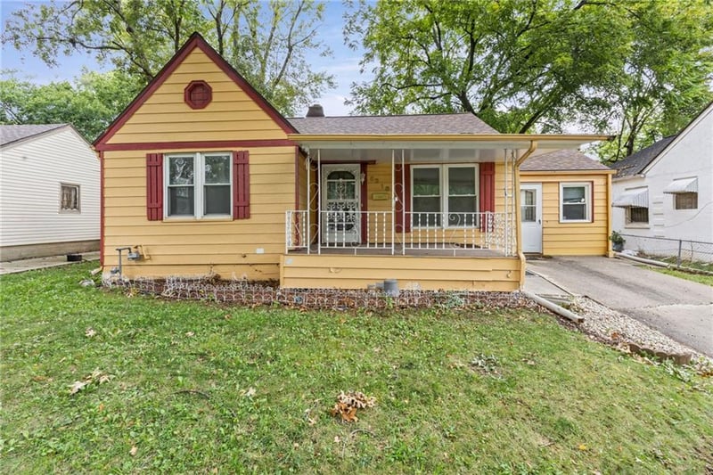 6318 Bellefontaine Ave, Kansas City, MO 64132