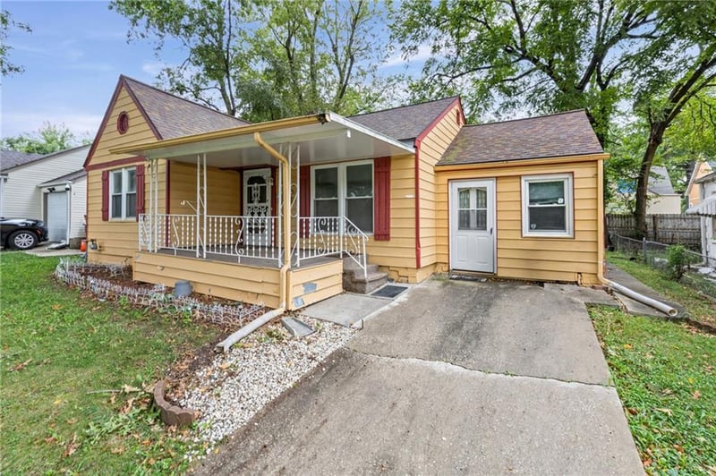 6318 Bellefontaine Ave, Kansas City, MO 64132