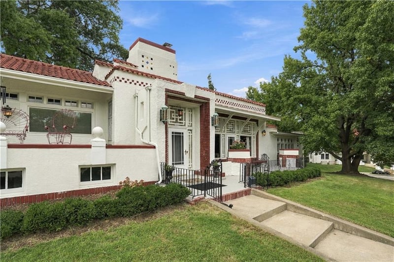 2204 Washington Blvd, Kansas City, KS 66102