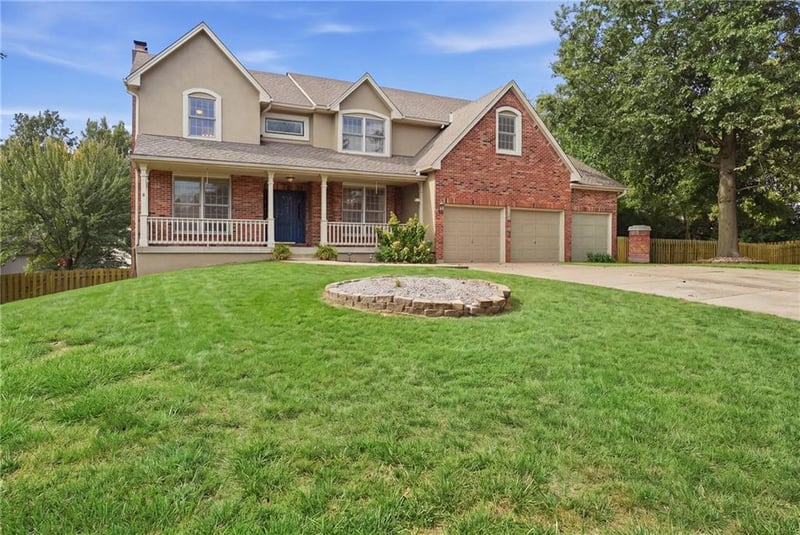 1005 Royal Ct, Belton, MO 64012